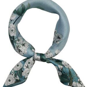 Women's Floral Blue 100% Mulberry Silk Lightweight Square Unique 21" x 21" Scarf